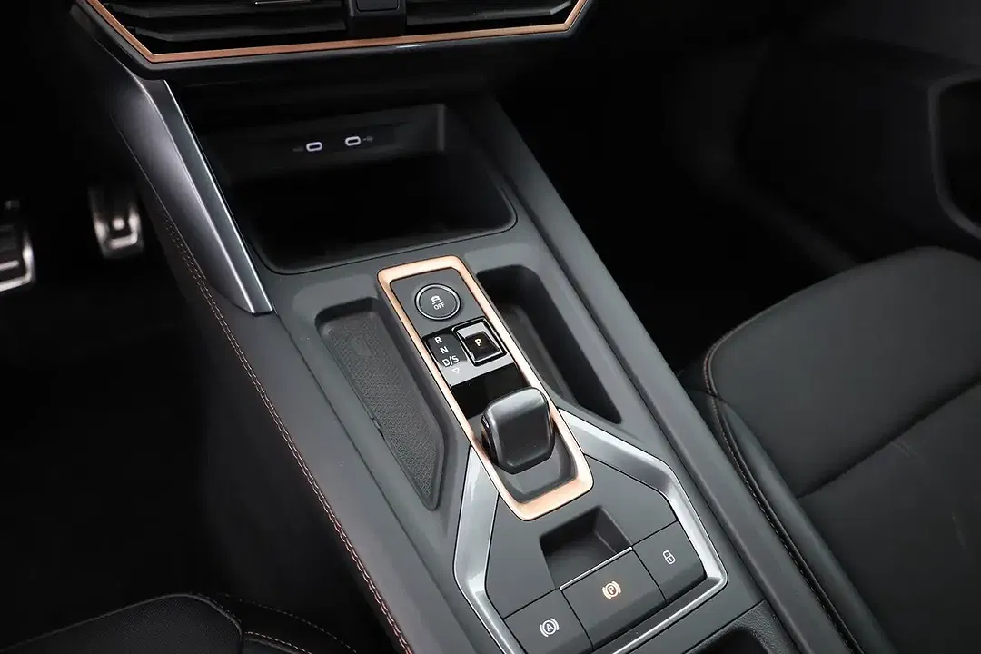 CUPRA Leon - Thumbnail 11