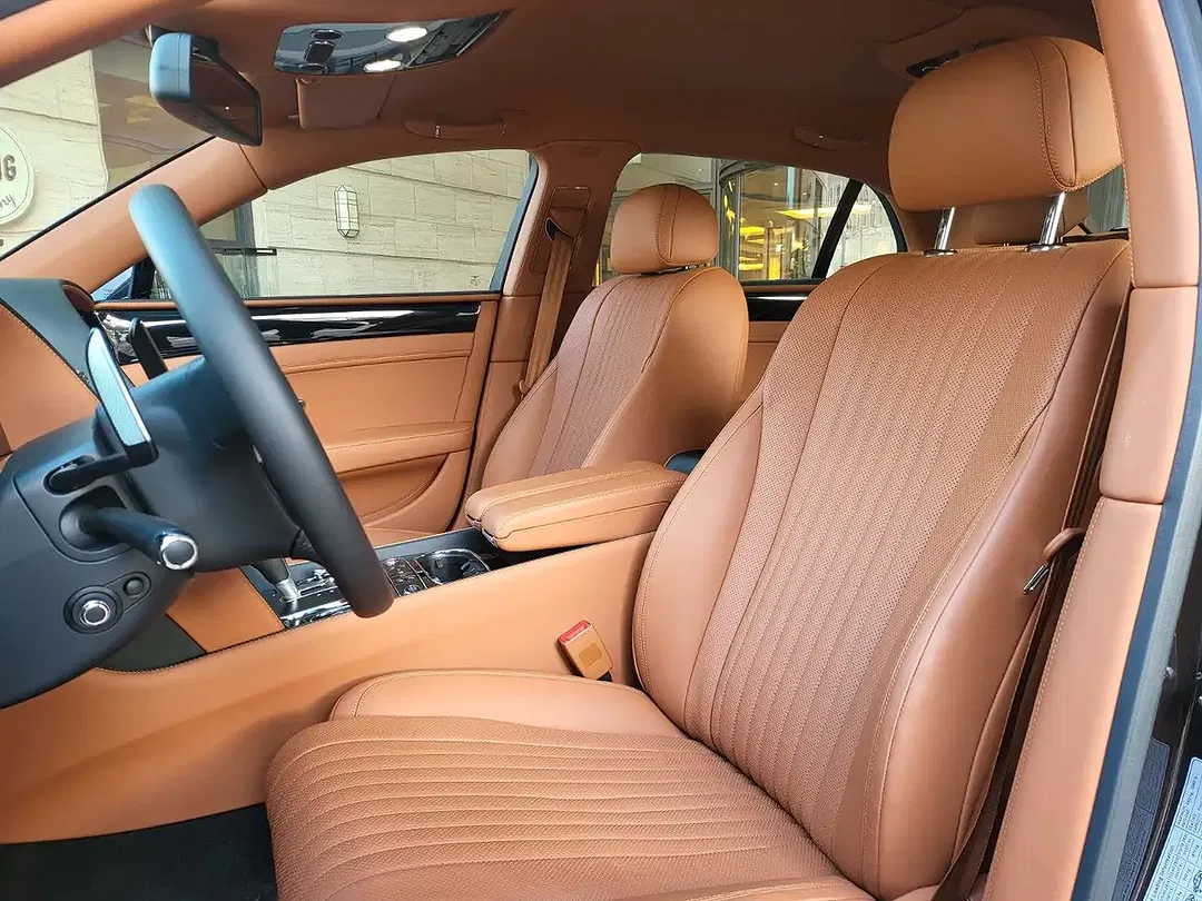 Bentley Flying Spur - Thumbnail 10