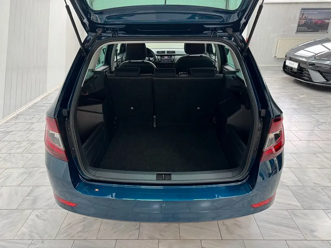 Skoda Fabia - Thumbnail 12