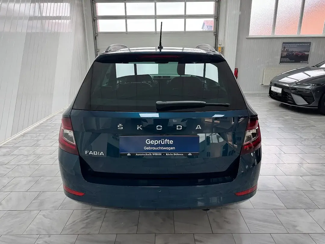 Skoda Fabia - Thumbnail 5