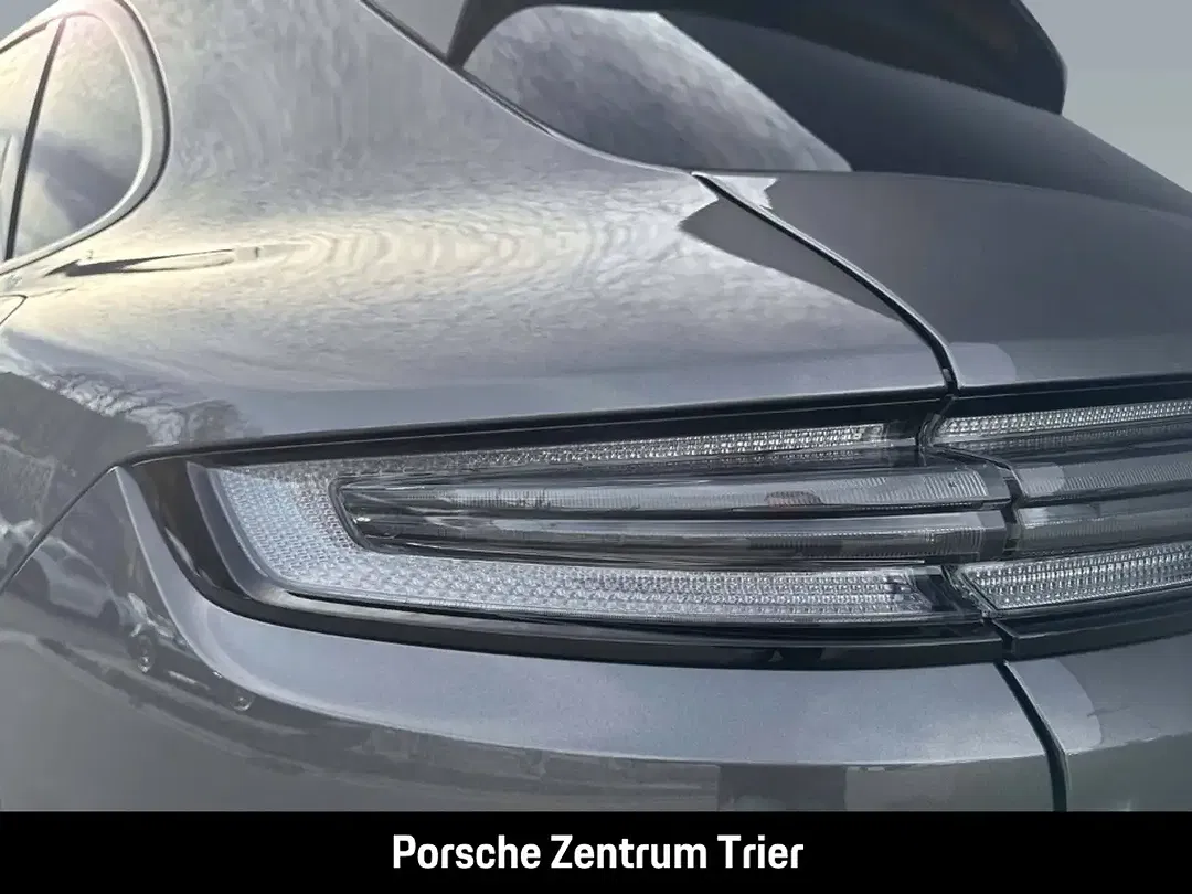 Porsche Cayenne - Thumbnail 12