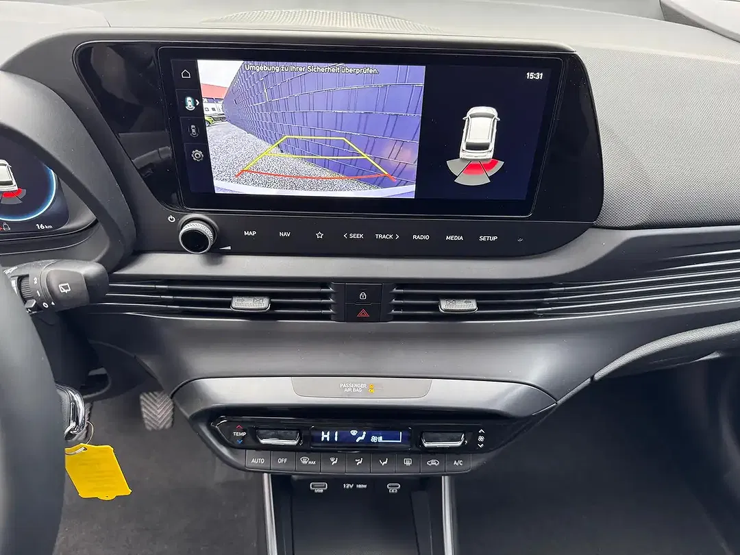 Hyundai i20 - Thumbnail 13