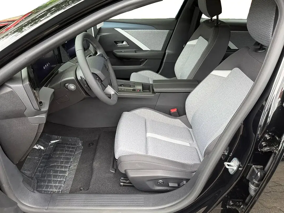 Opel Astra - Thumbnail 6