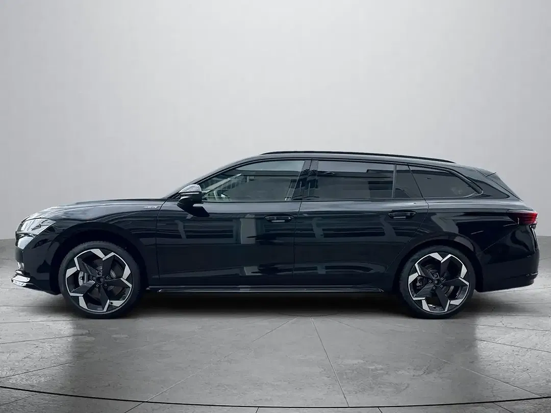 Skoda Superb - Thumbnail 4