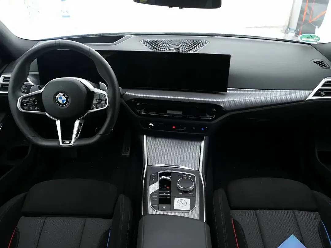 BMW 320 - Thumbnail 5