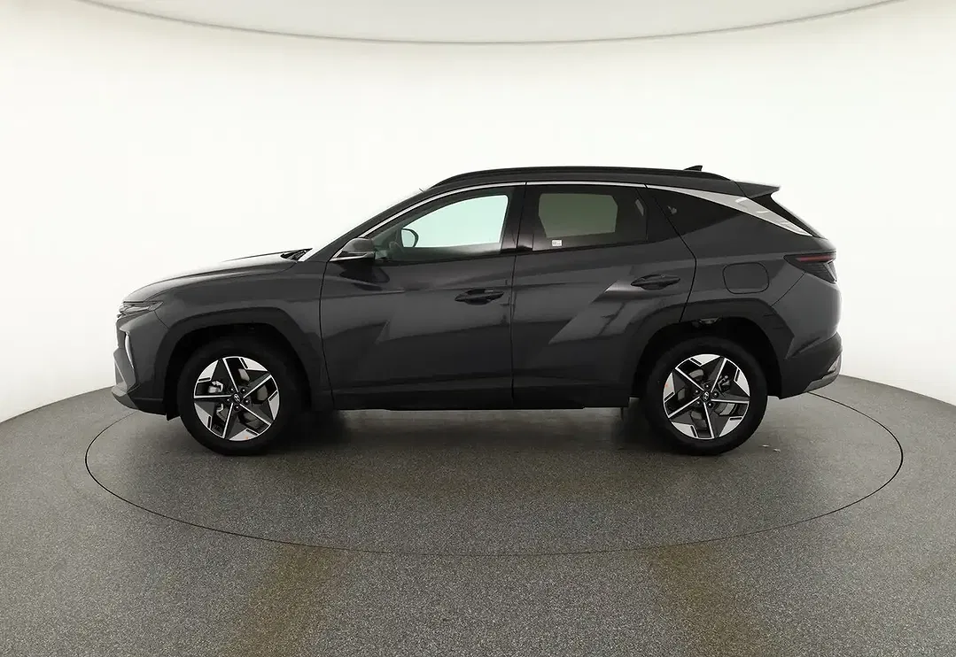Hyundai TUCSON - Thumbnail 2