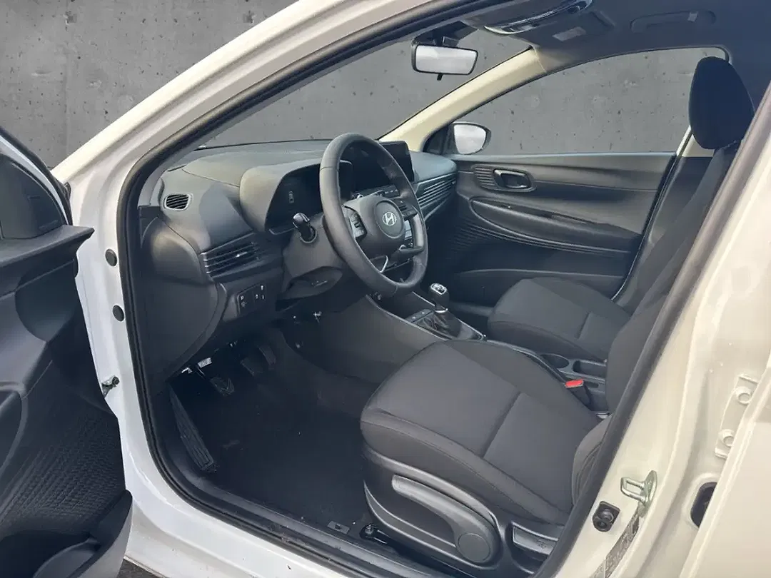 Hyundai i20 - Thumbnail 3