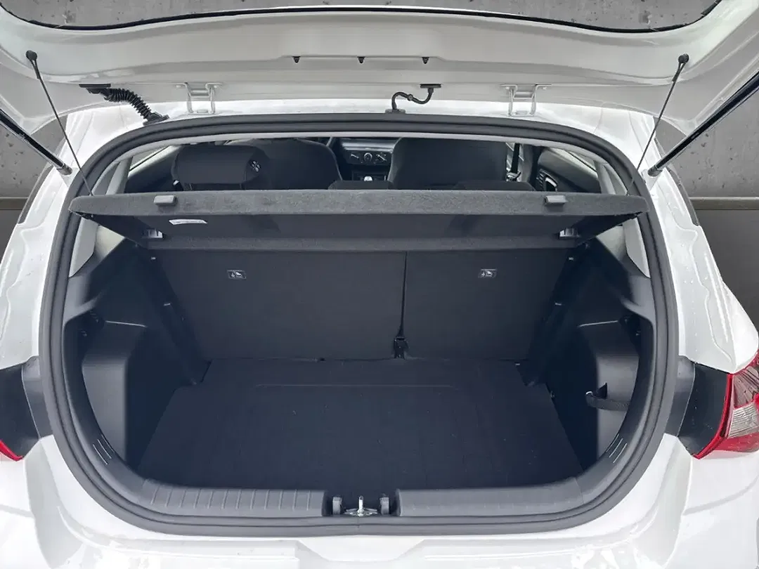 Hyundai i20 - Thumbnail 6
