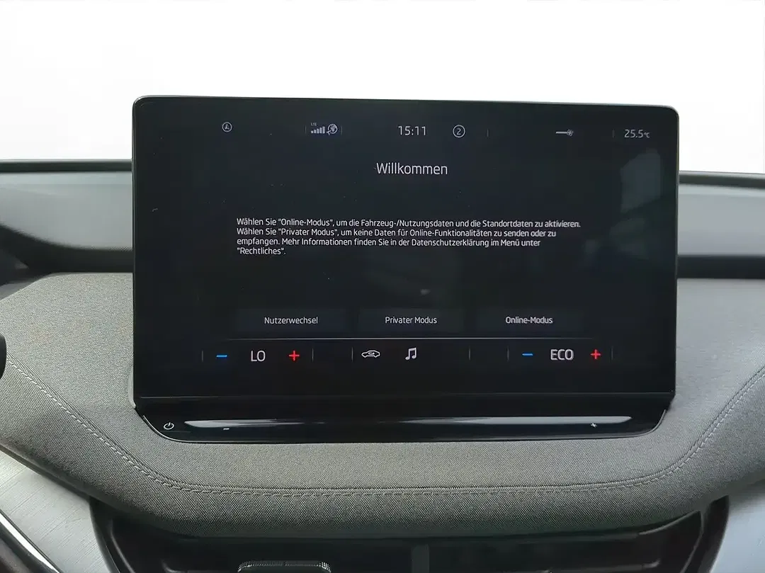 Skoda Enyaq - Thumbnail 5