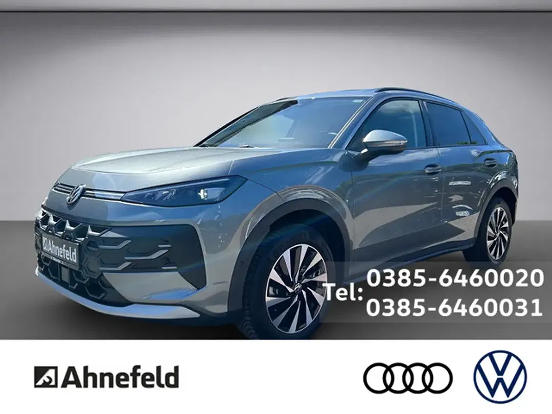 Volkswagen T-Roc - Thumbnail 1