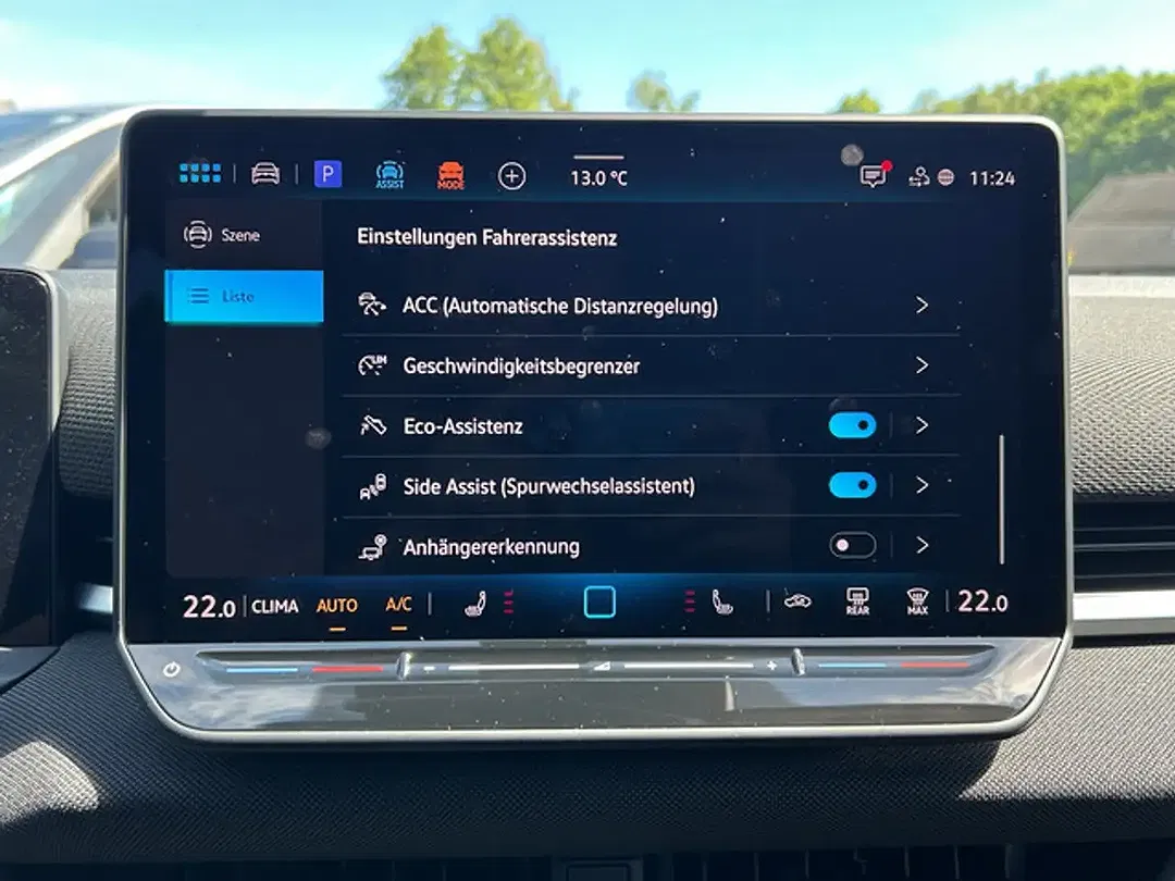 Volkswagen T-Roc - Thumbnail 23