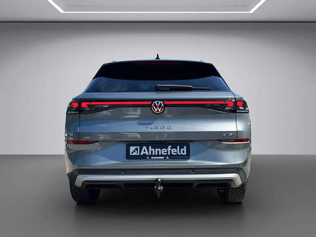 Volkswagen T-Roc - Thumbnail 5