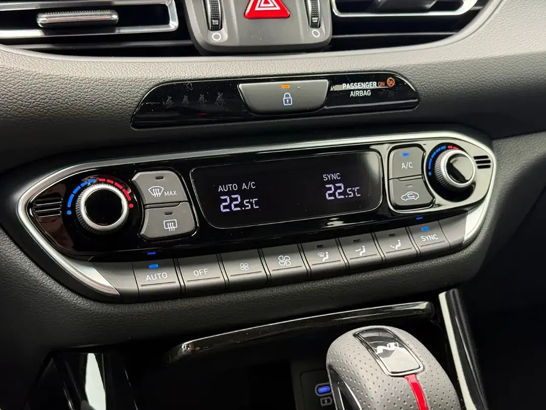 Hyundai i30 - Thumbnail 11