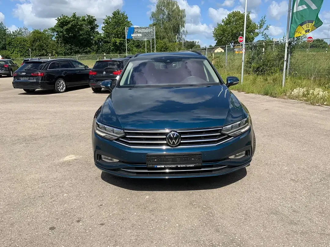 Volkswagen Passat Variant - Thumbnail 2