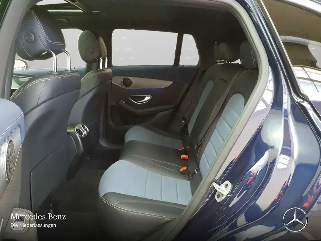 Mercedes-Benz EQC 400 - Thumbnail 11