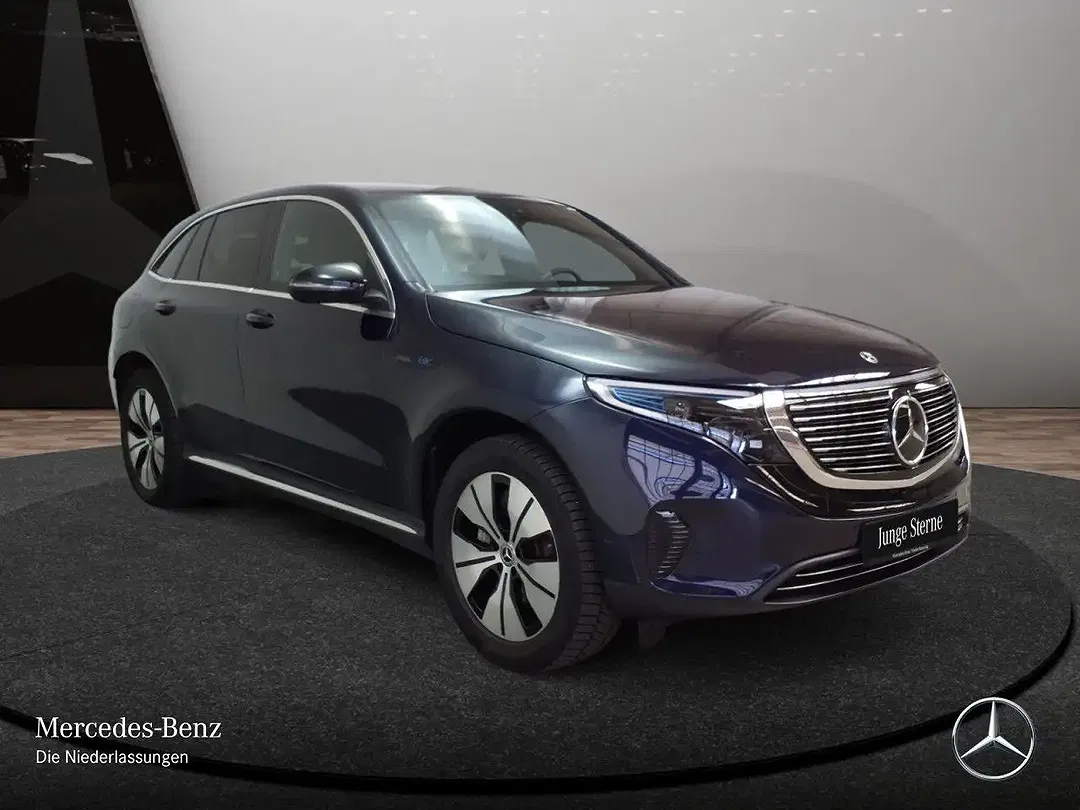Mercedes-Benz EQC 400 - Thumbnail 4