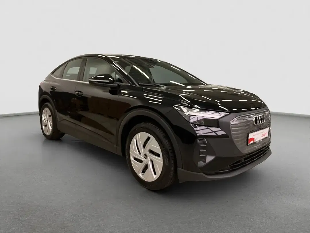 Audi Q4 e-tron - Thumbnail 3