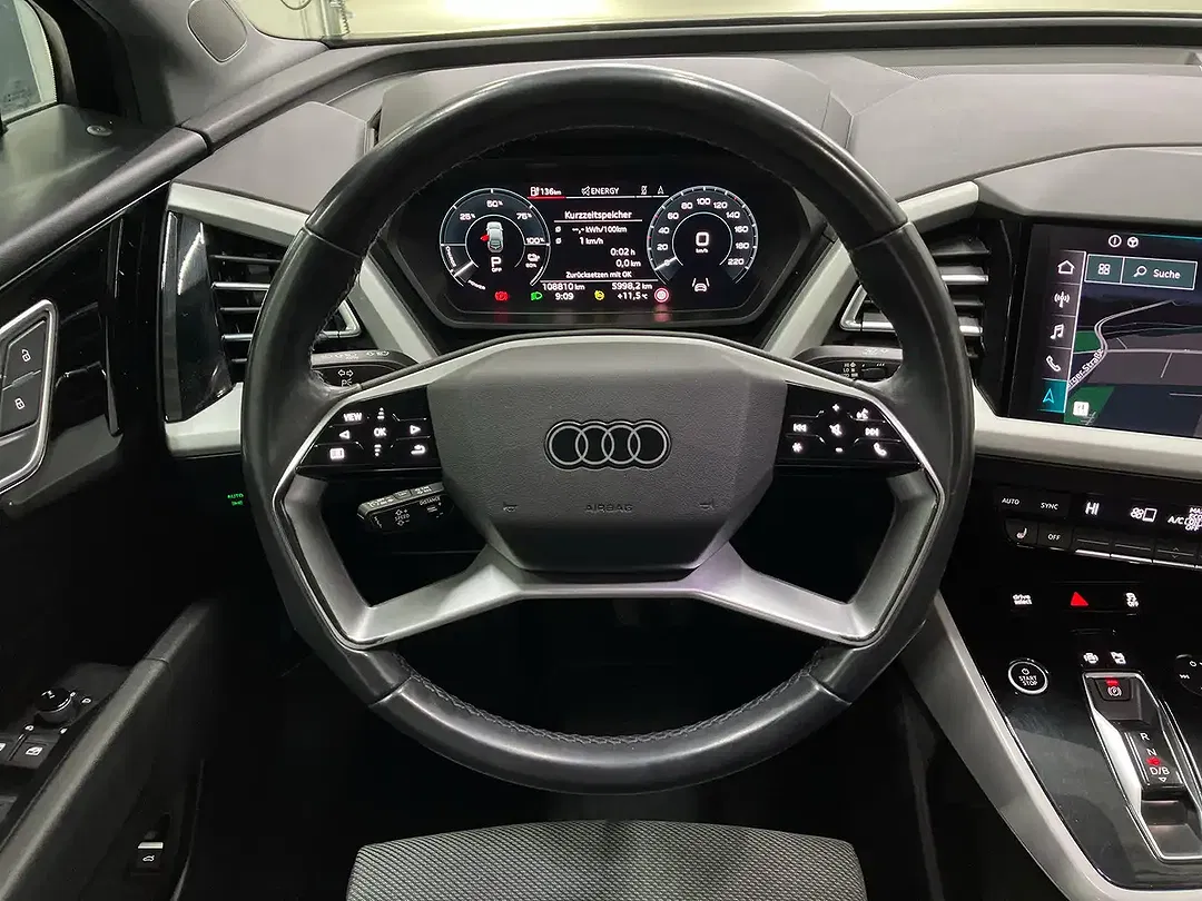 Audi Q4 e-tron - Thumbnail 6