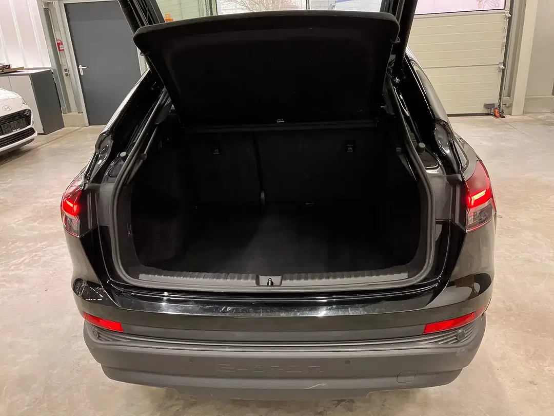 Audi Q4 e-tron - Thumbnail 9