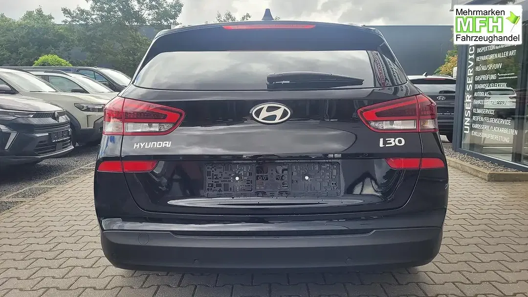 Hyundai i30 - Thumbnail 5