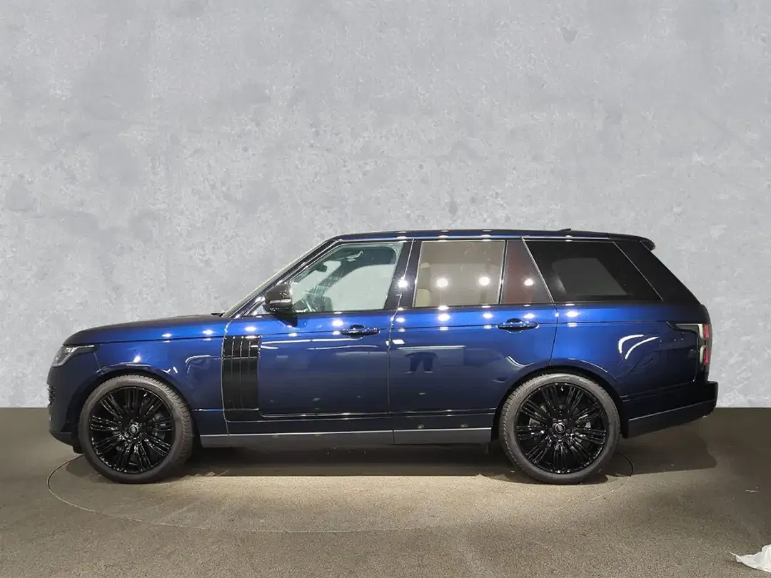 Land Rover Range Rover - Thumbnail 2