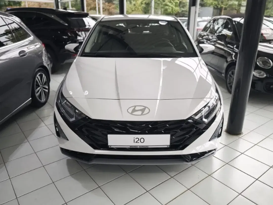 Hyundai i20 - Thumbnail 2