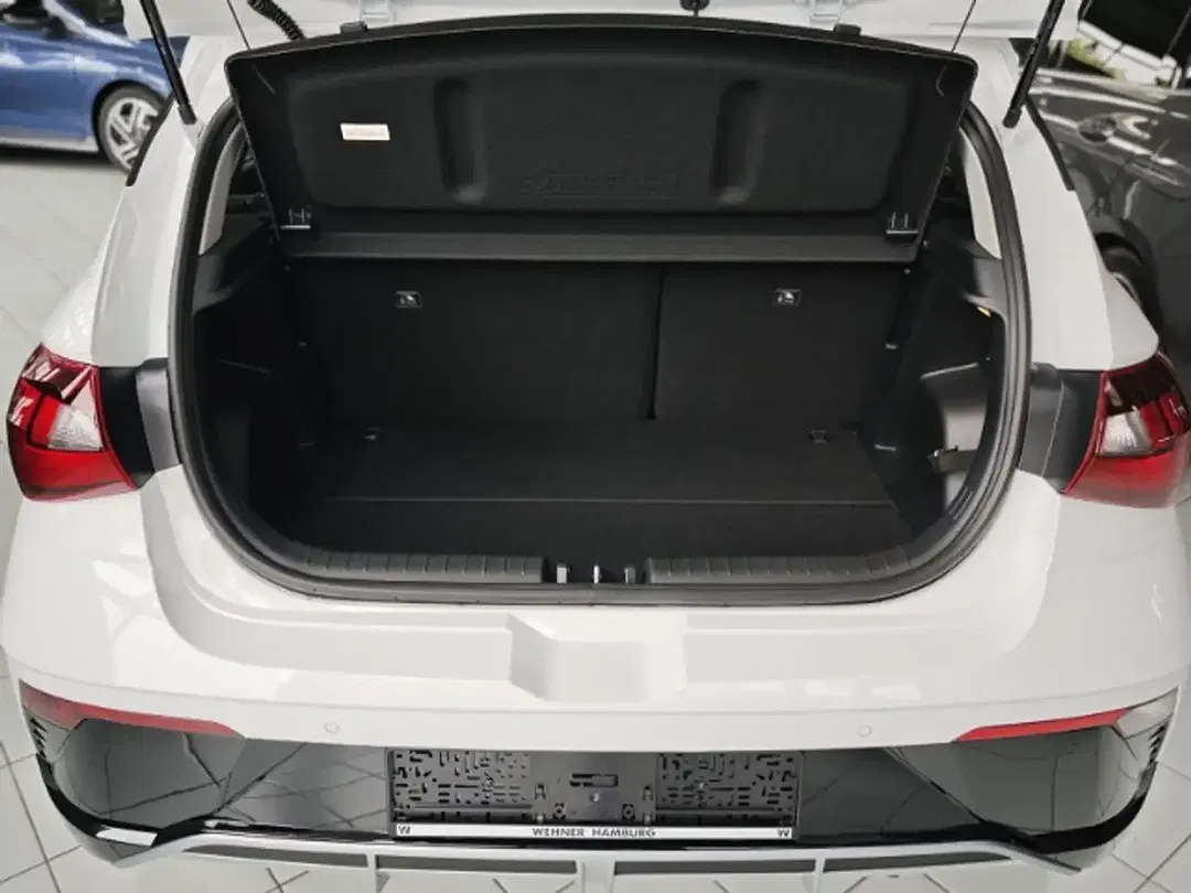 Hyundai i20 - Thumbnail 8