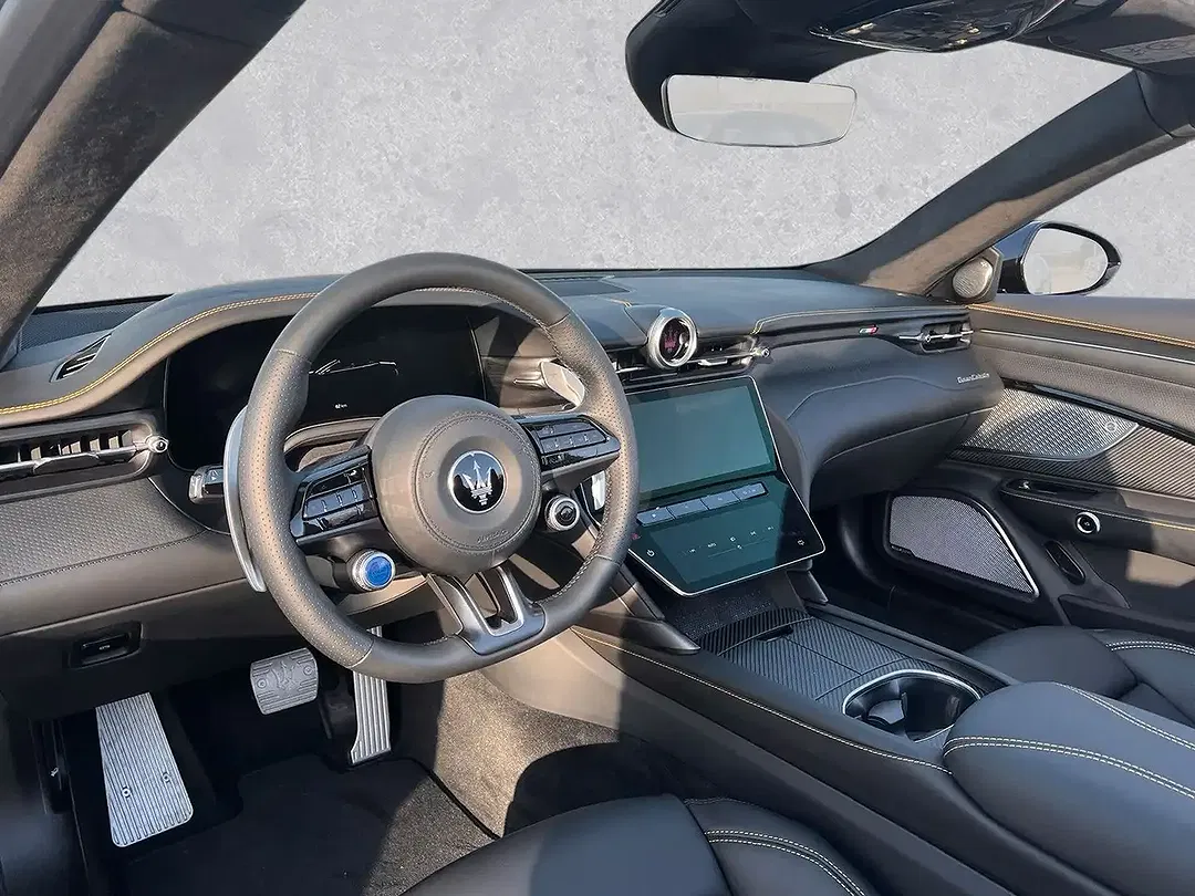 Maserati GranCabrio - Thumbnail 4