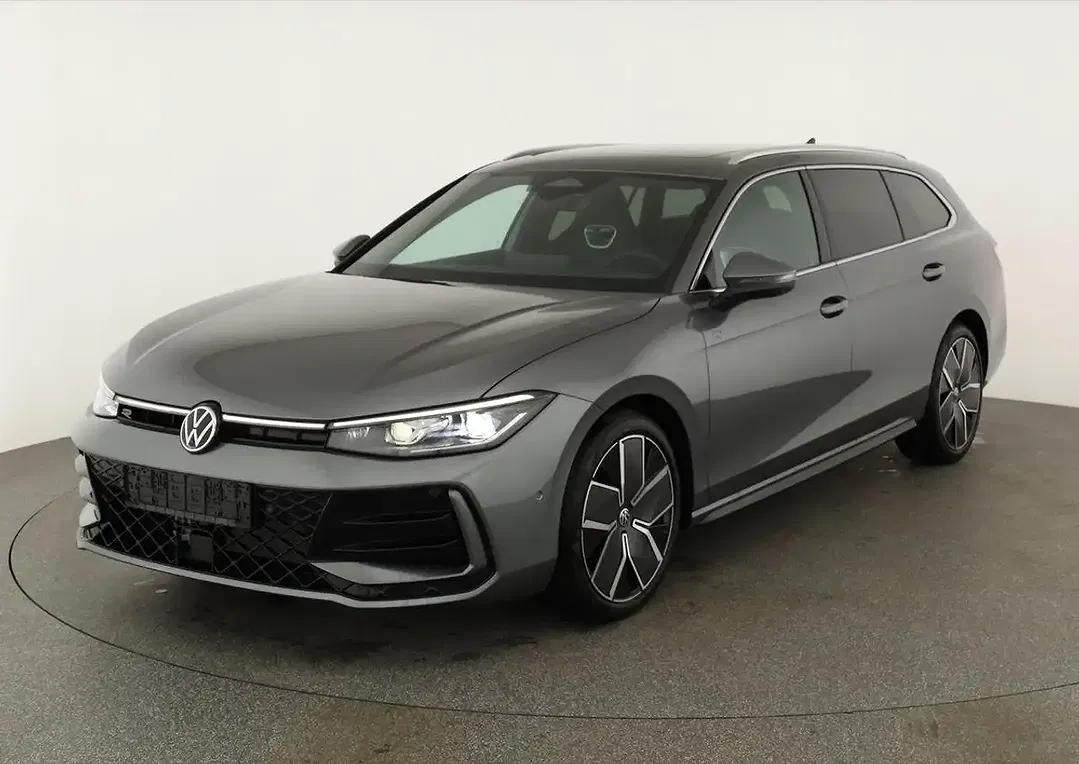 Volkswagen Passat Variant - Thumbnail 1
