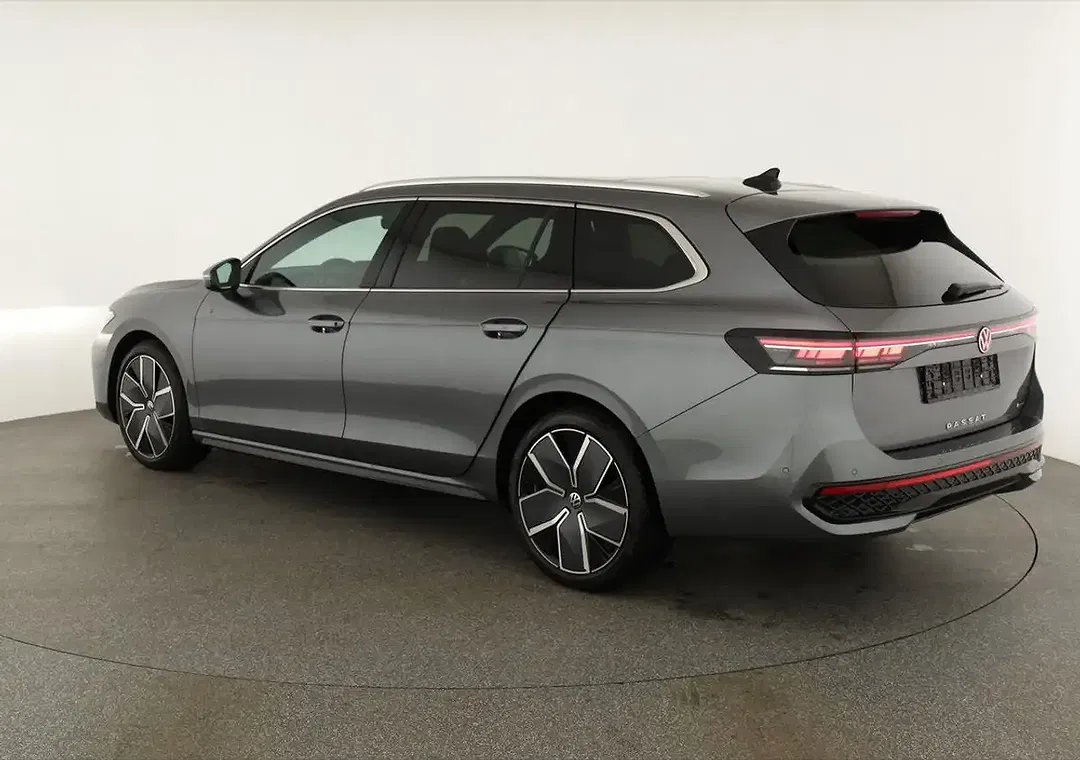 Volkswagen Passat Variant - Thumbnail 4