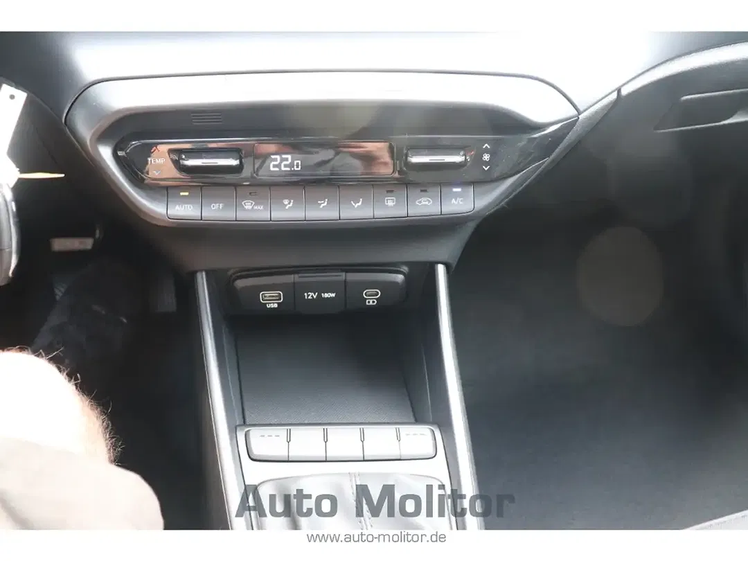 Hyundai i20 - Thumbnail 11