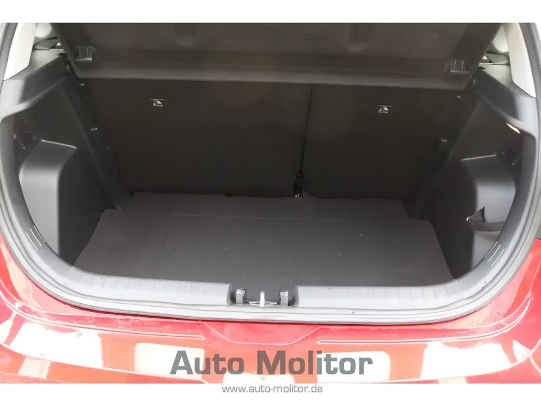 Hyundai i20 - Thumbnail 18