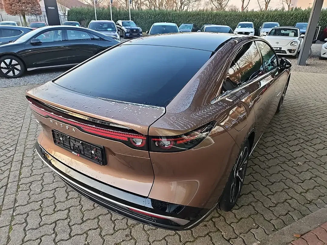 Mazda 6e - Thumbnail 7