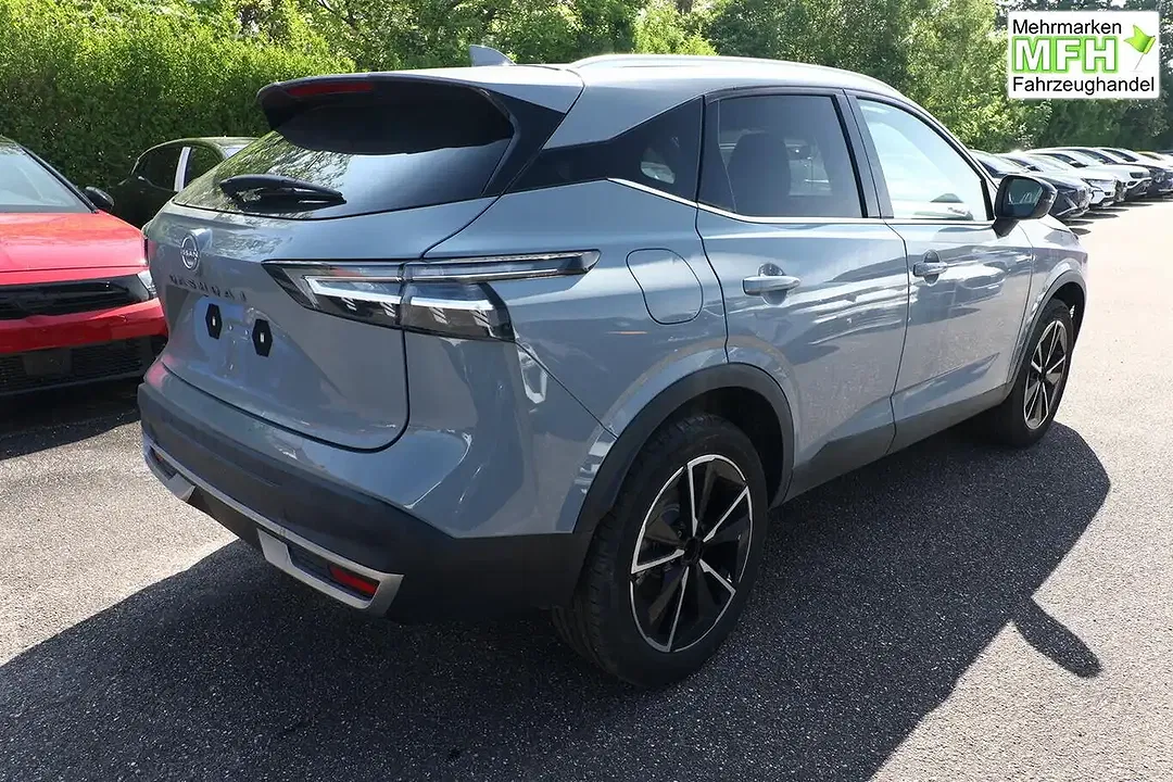 Nissan Qashqai - Thumbnail 2