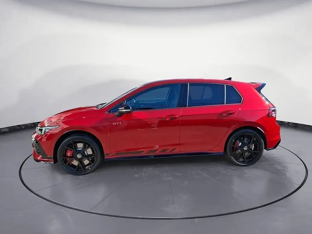 Volkswagen Golf GTI - Thumbnail 2