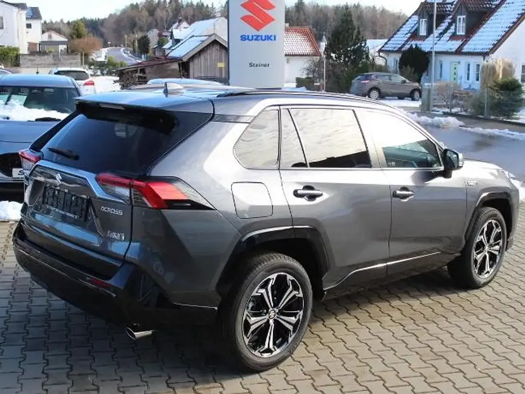 Suzuki Across - Thumbnail 3