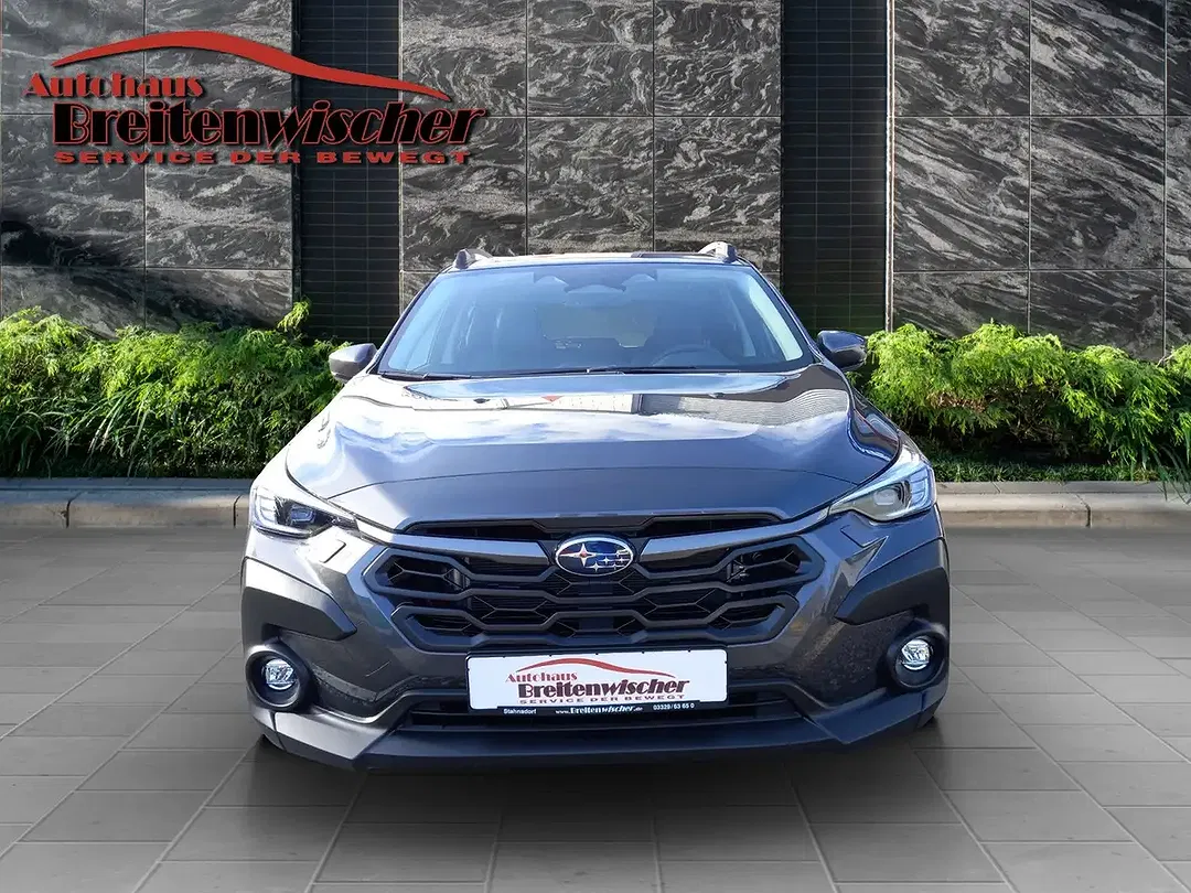 Subaru Crosstrek - Thumbnail 2