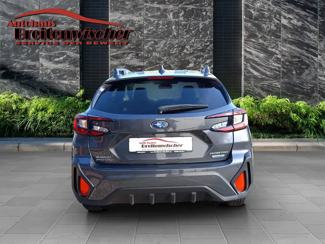 Subaru Crosstrek - Thumbnail 7