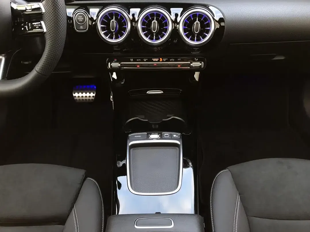 Mercedes-Benz CLA 220 - Thumbnail 14
