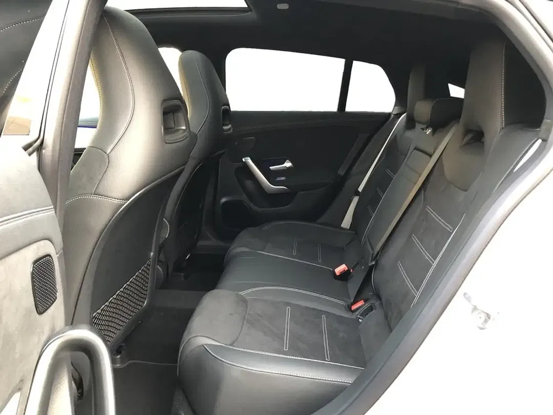 Mercedes-Benz CLA 220 - Thumbnail 7