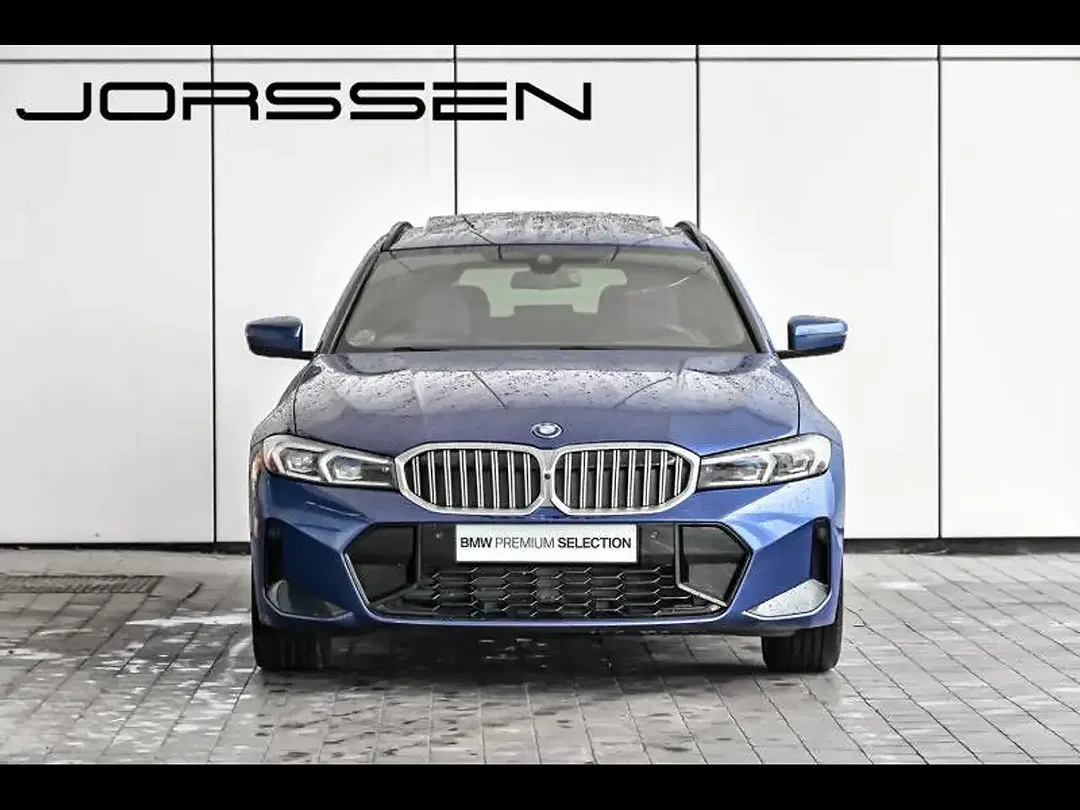 BMW 330 - Thumbnail 2