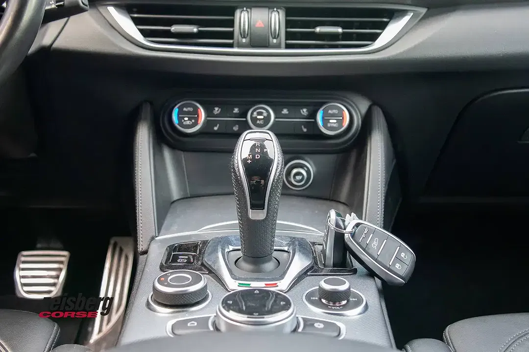 Alfa Romeo Stelvio - Thumbnail 14