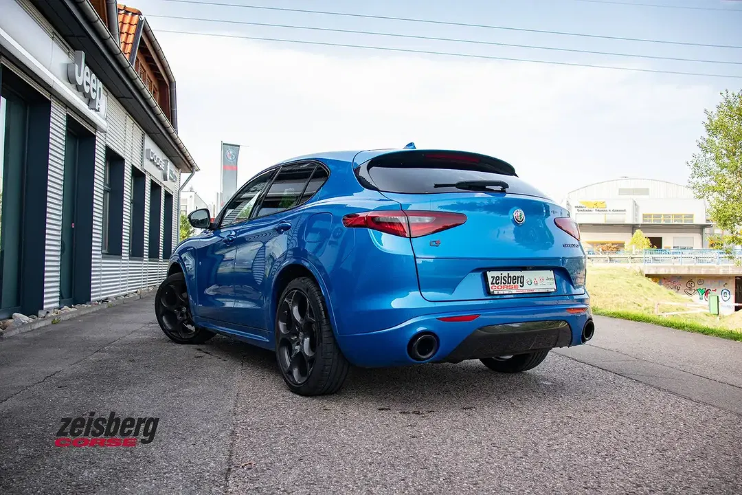 Alfa Romeo Stelvio - Thumbnail 3