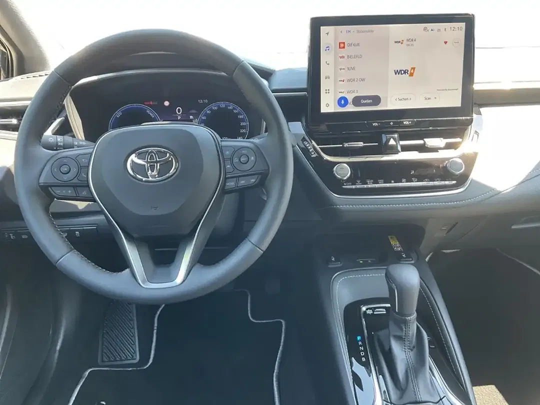 Toyota Corolla - Thumbnail 8