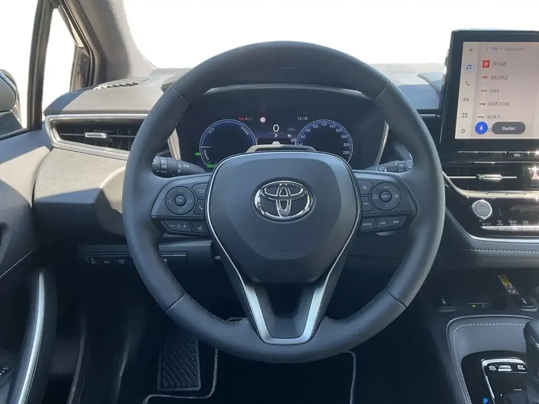 Toyota Corolla - Thumbnail 10