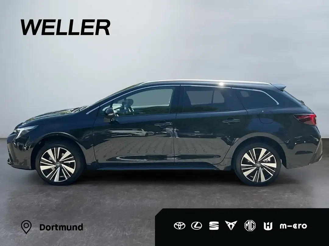 Toyota Corolla - Thumbnail 4