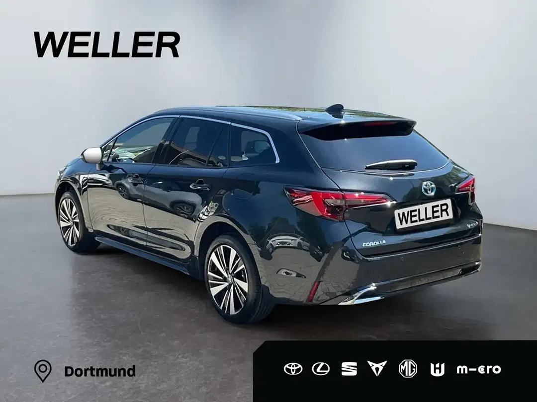 Toyota Corolla - Thumbnail 6