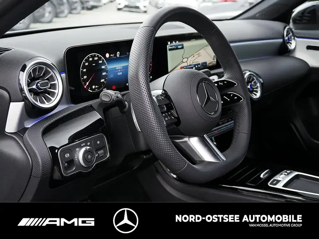 Mercedes-Benz A 200 - Thumbnail 8