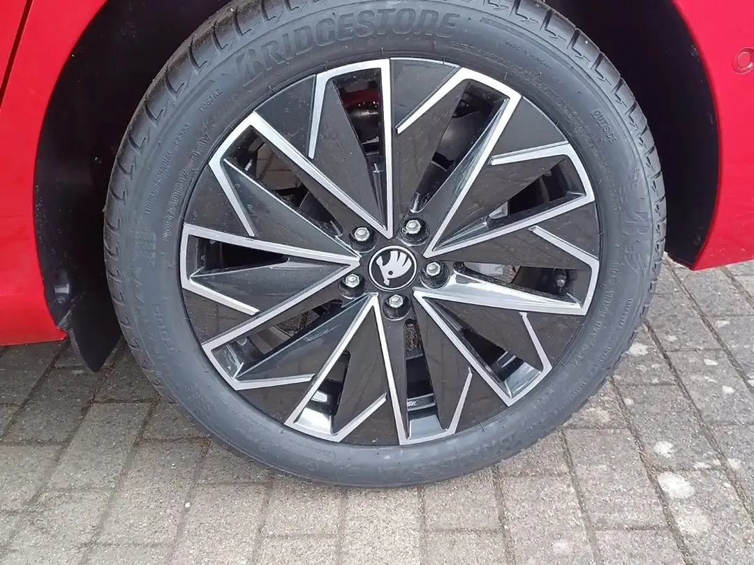 Skoda Scala - Thumbnail 5