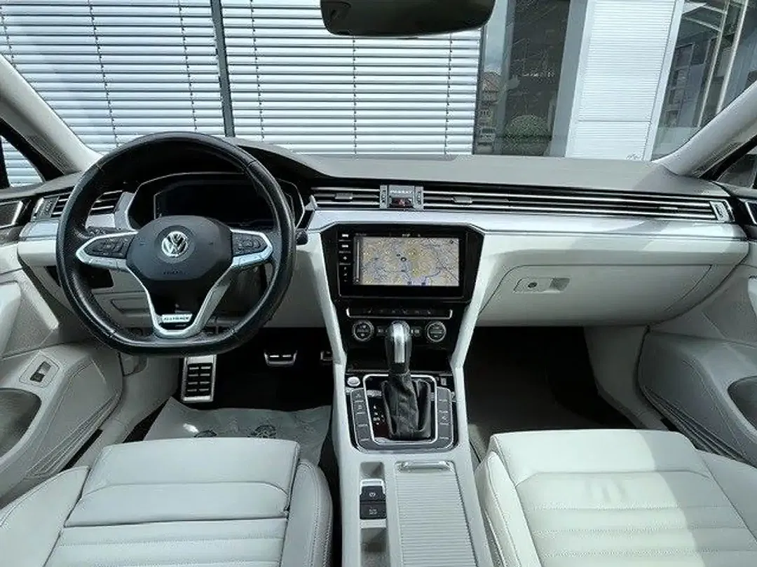 Volkswagen Passat Alltrack - Thumbnail 10